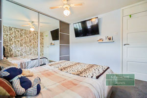 Photo 25- click for photo gallery